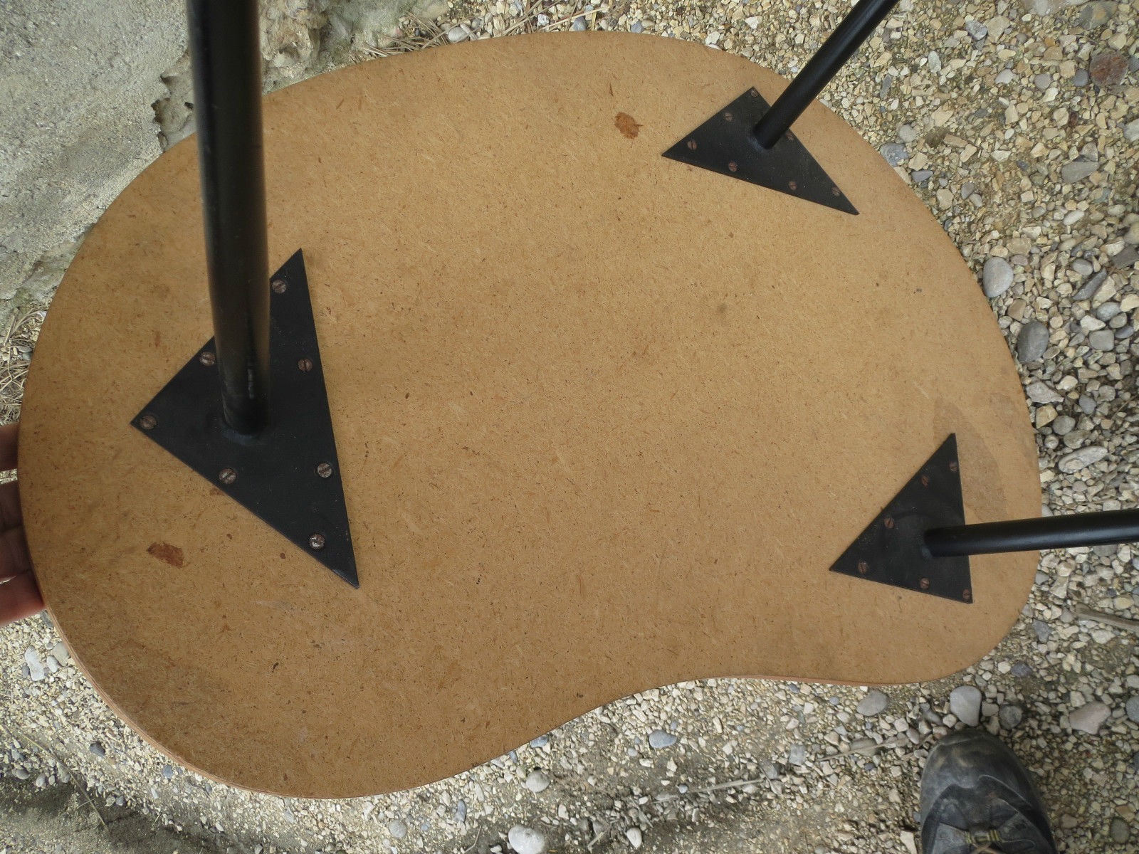 Coffee table bean formica