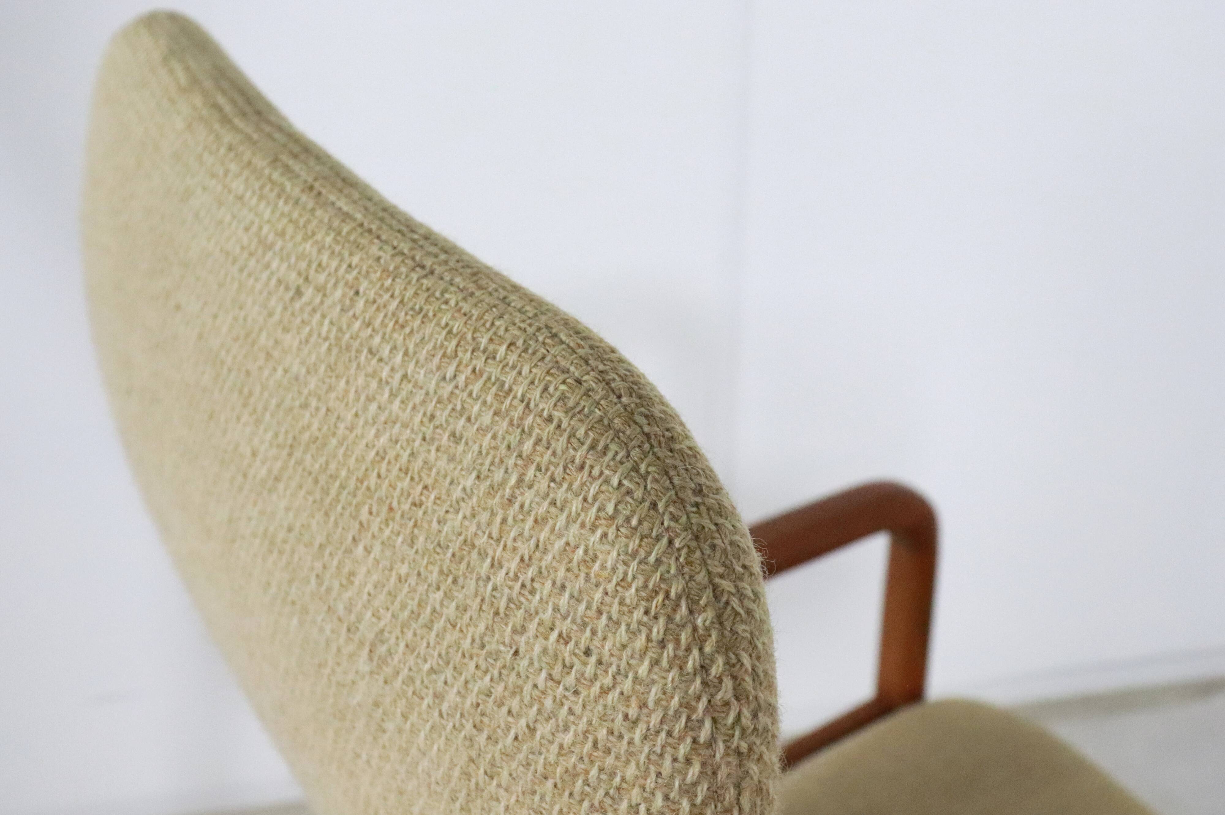 Dyrlund armchair 'Stukbaer'