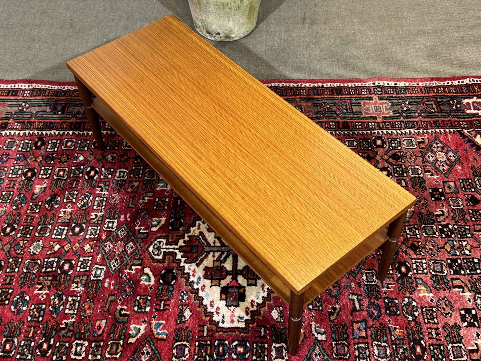 1970s English coffee table in teak and iroko.