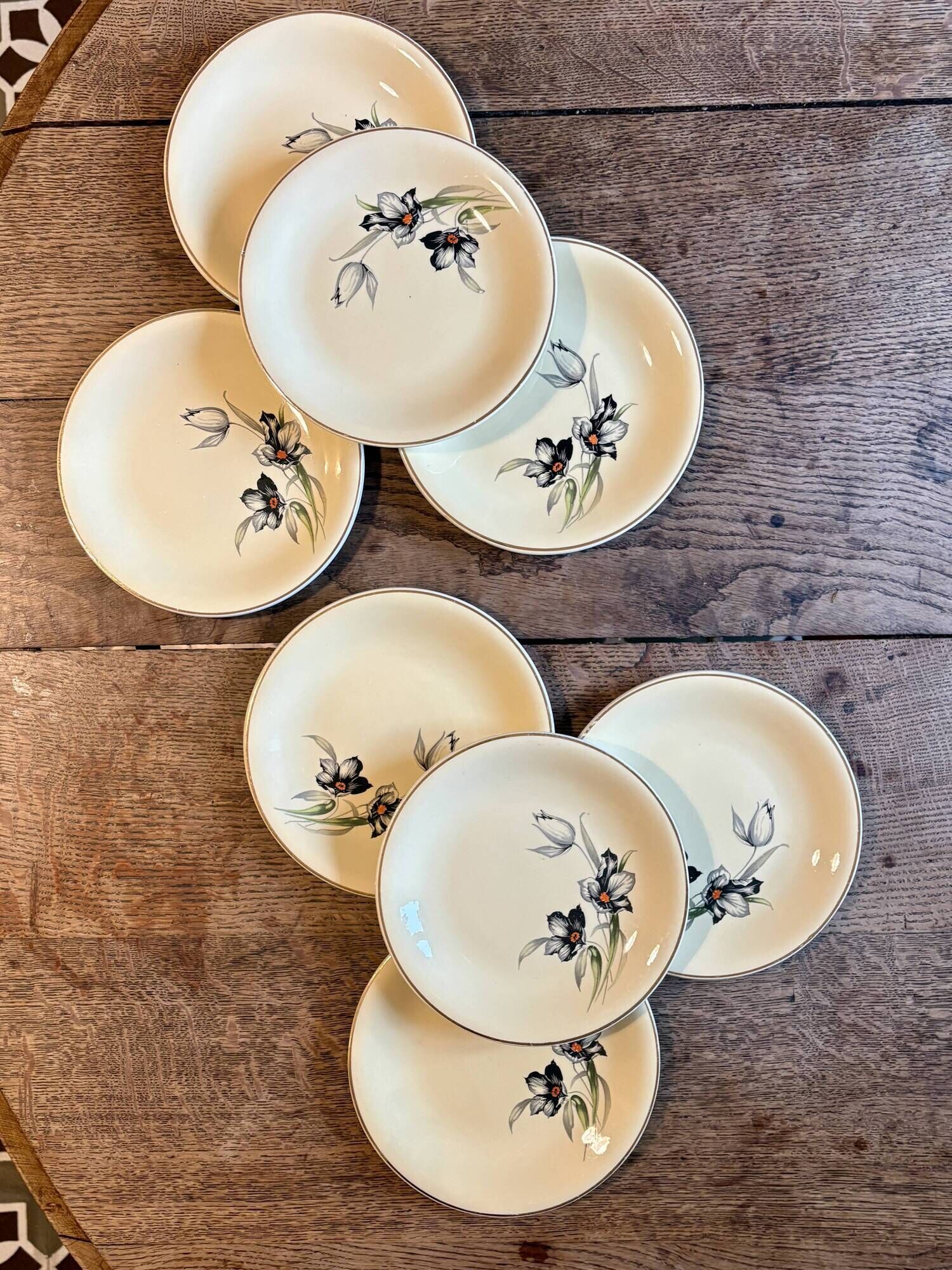 Set of 8 vintage dessert plates, Tulipe by Céranord