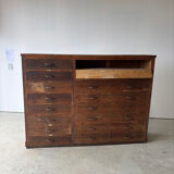 Large wooden workshop cabinet with 16 drawers, antique from the early 1900s.