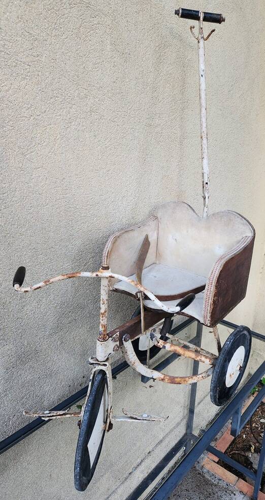 Tricycle ancien 1930 environ