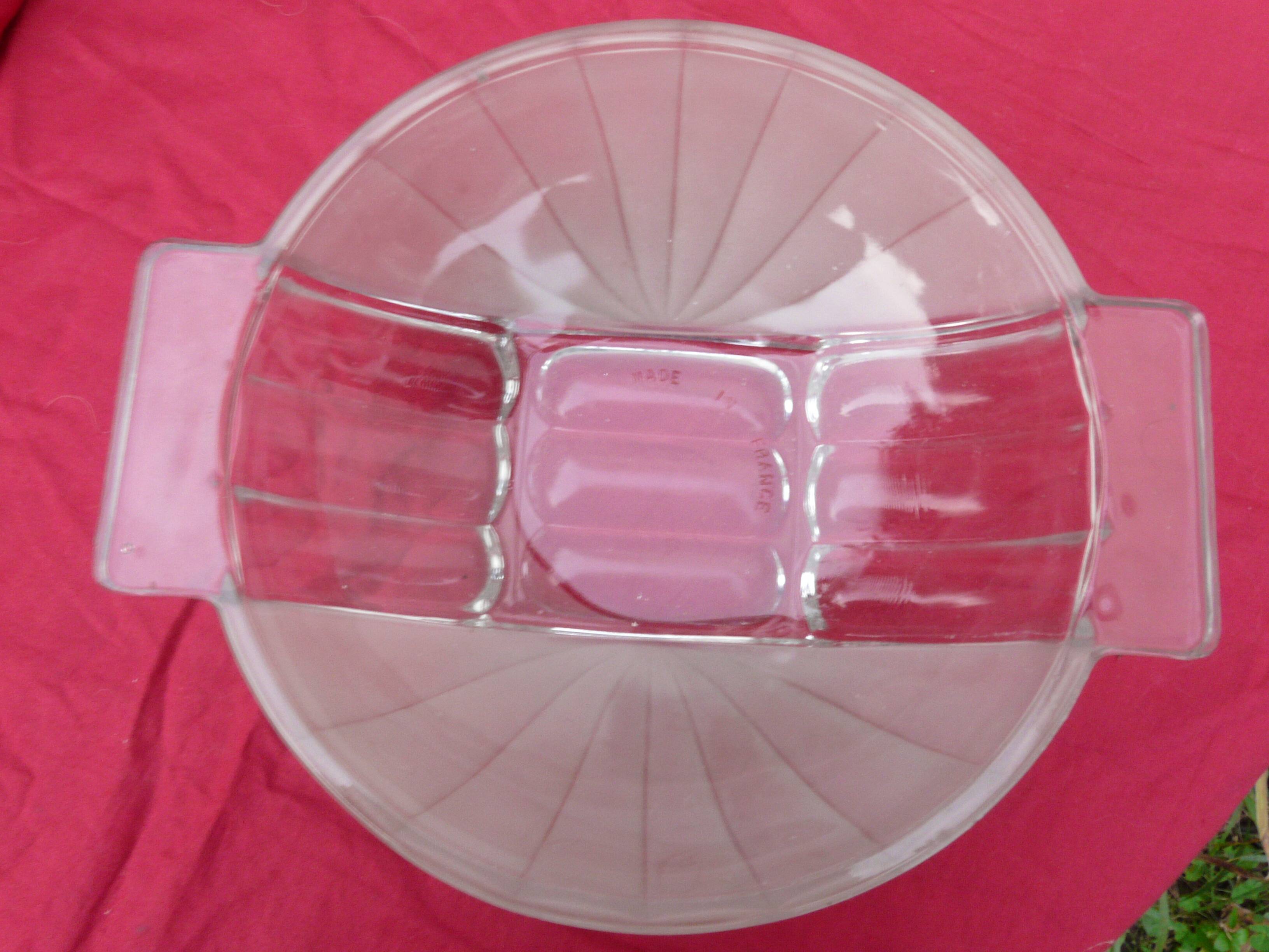 Compotier / fruit bowl in frosted molded pressed glass from the 1940s