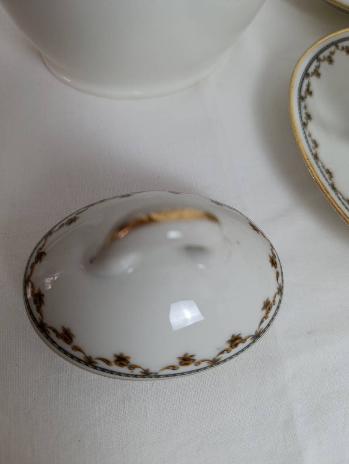 Coffee/tea service for 11 cups