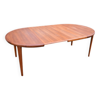 teak table