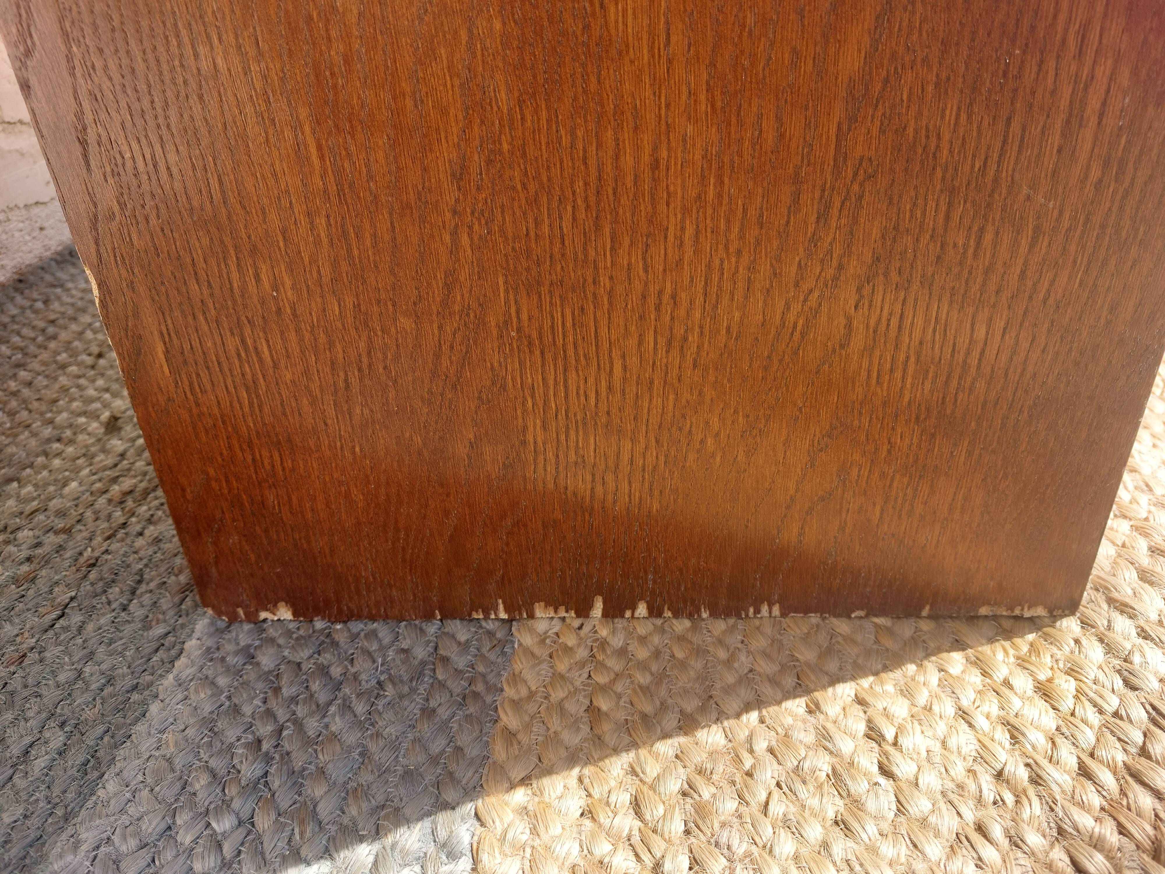 Double curtain filing cabinet