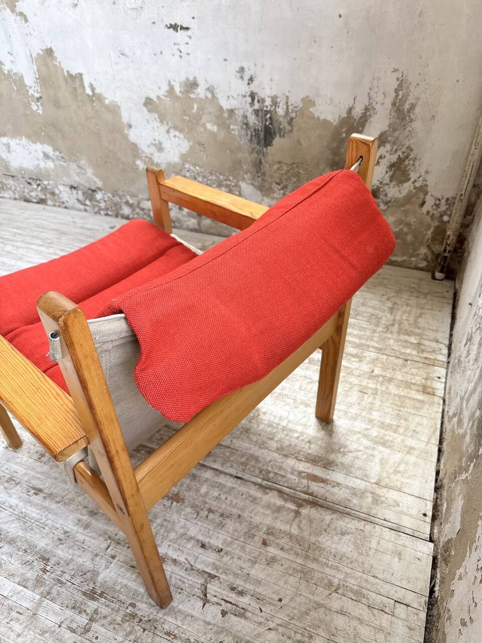Safari chair in pine by Rold Rastad and Adolf Relling, 1960.