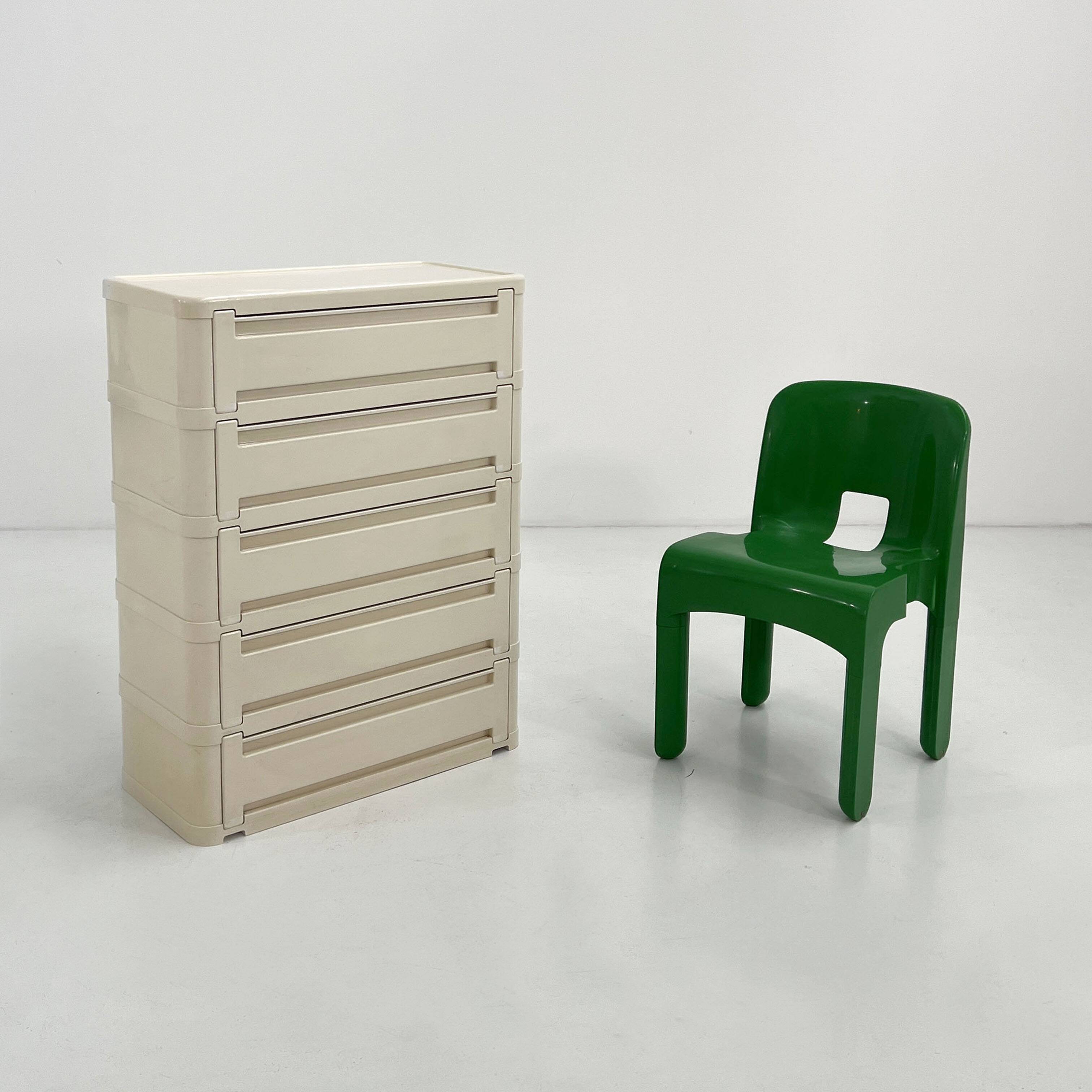 Cabinet blanc modèle “4964” par Olaf Von Bohr pour Kartell, 1970