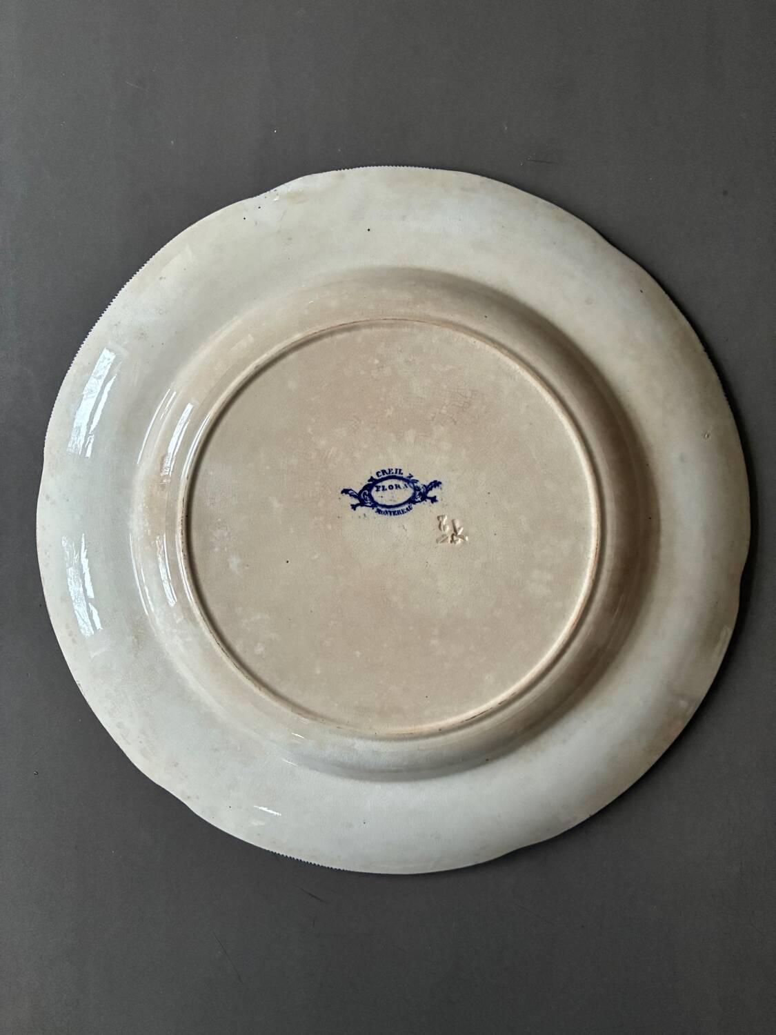 Large round dish Creil and Montereau 19th century