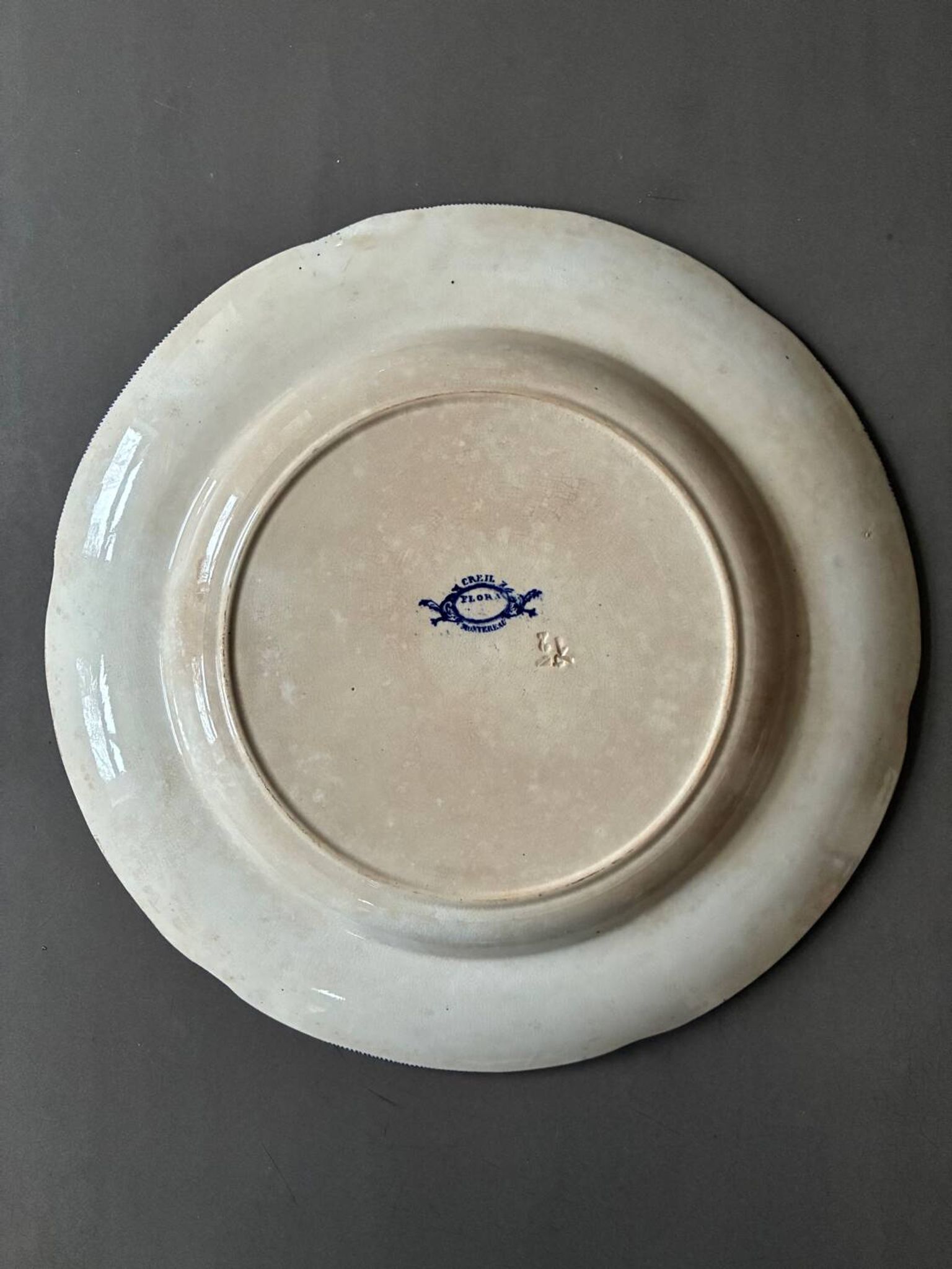 Large round dish Creil and Montereau 19th century