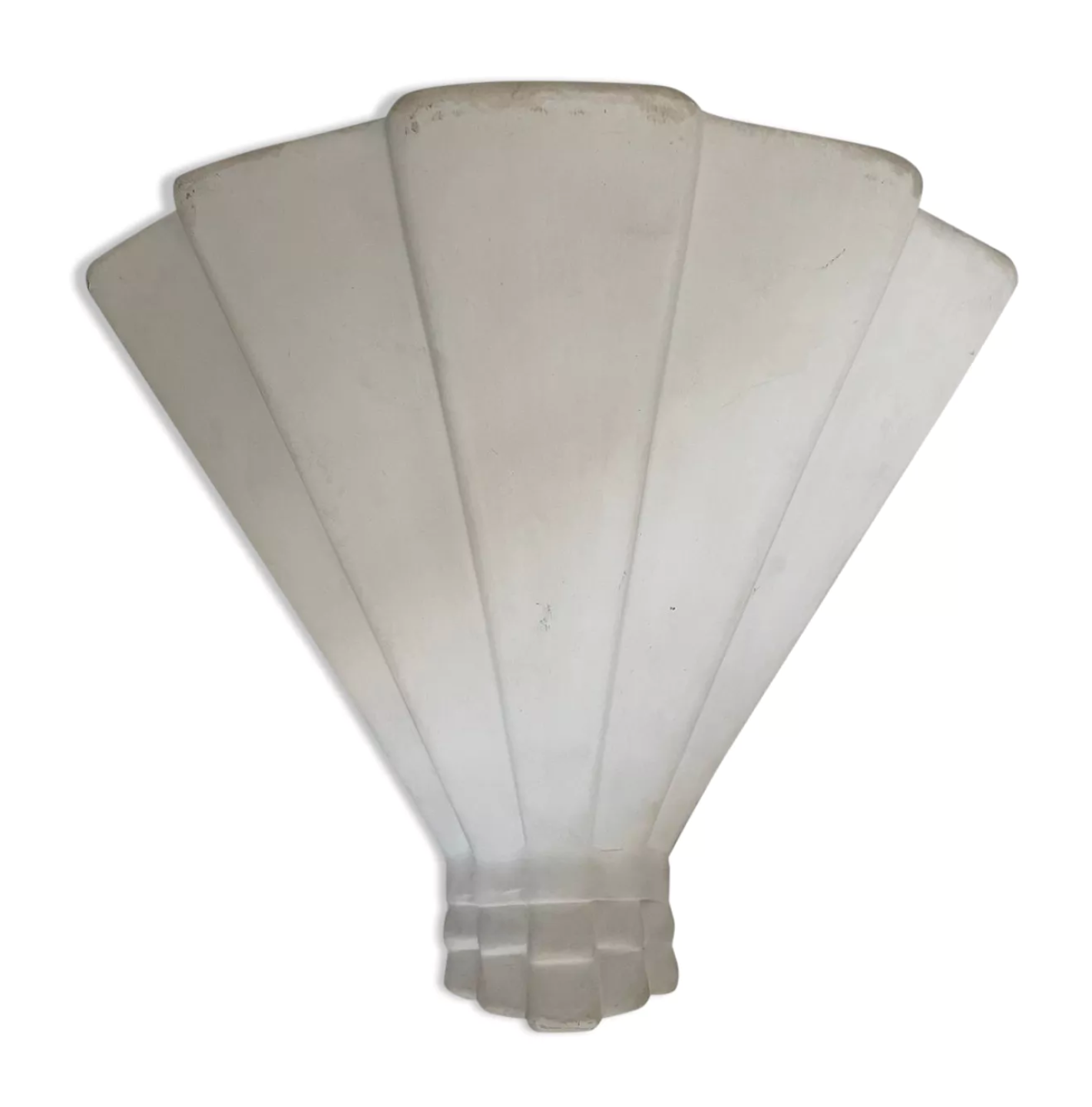 Geometric corner wall lamp in plaster, France 1980.