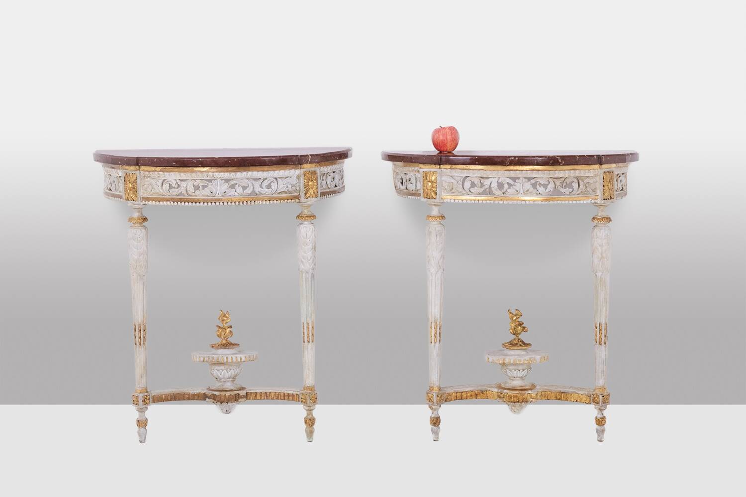 Malot. Pair of lacquered consoles from the Louis XVI period. Circa 1780.