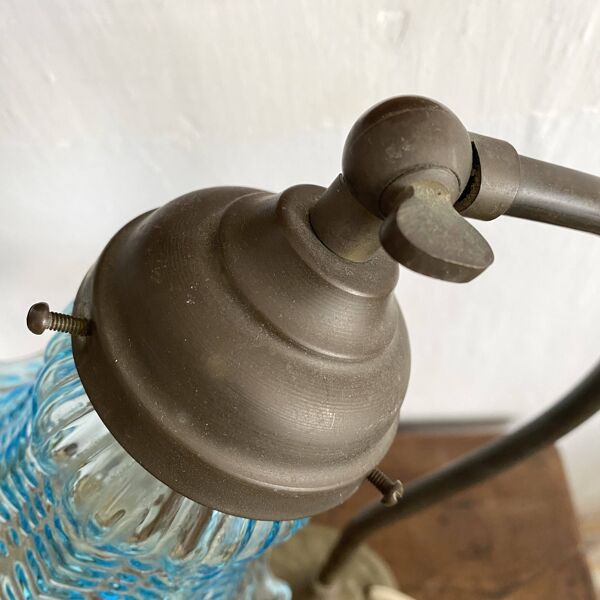 Lampe style rétro laiton et tulipe bleue