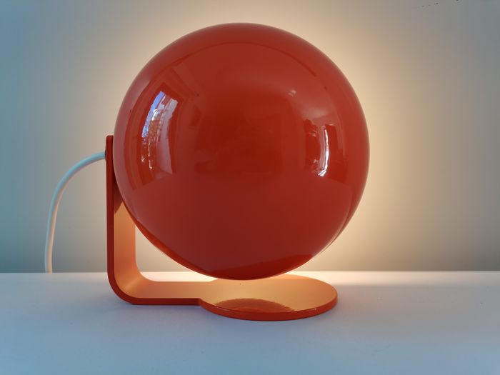 Guzzini table lamp