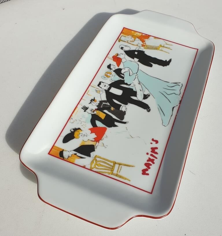 Porcelain cake dish Maxim's Paris