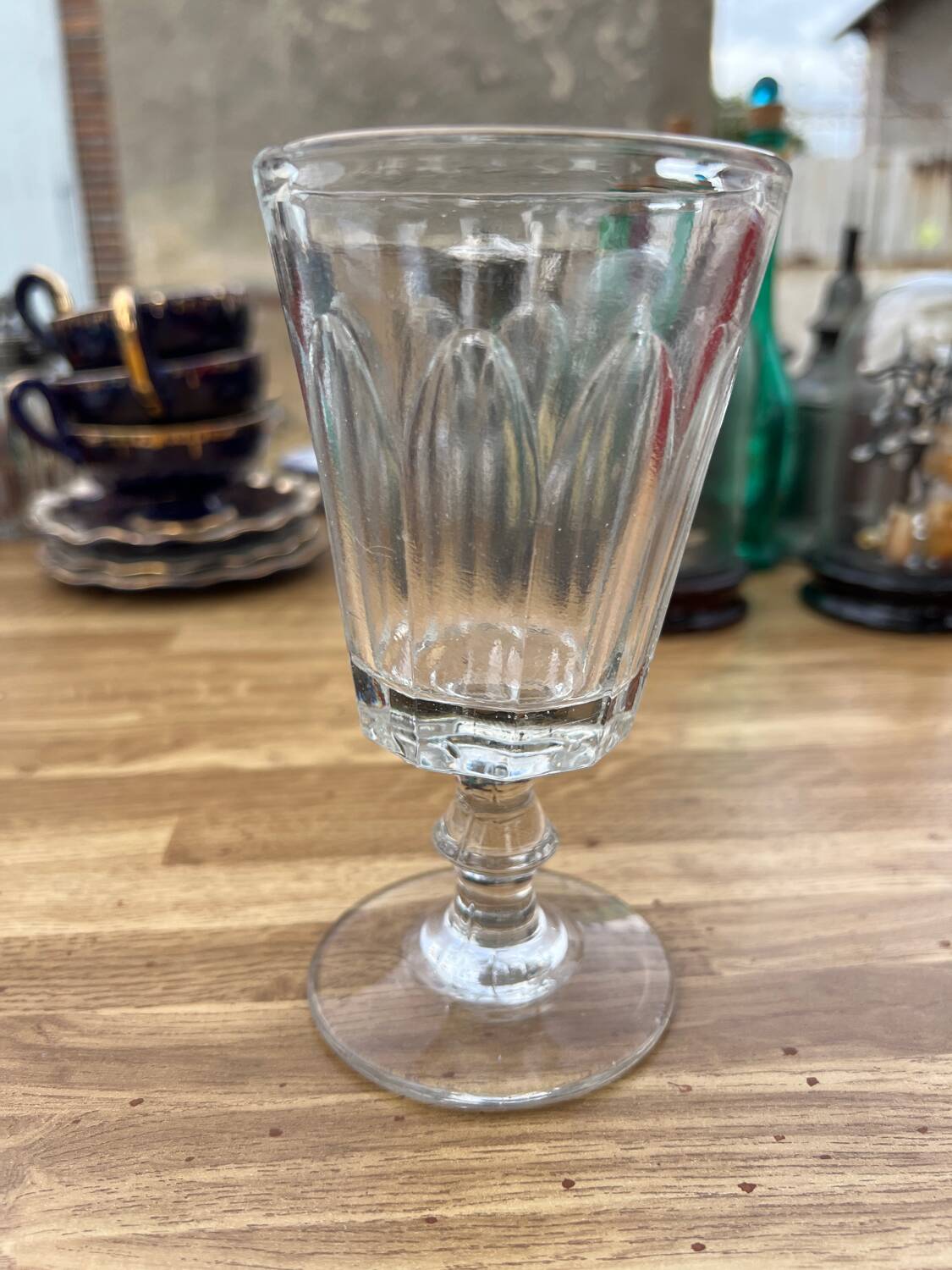 Verre à pied en cristal Baccarat non signé