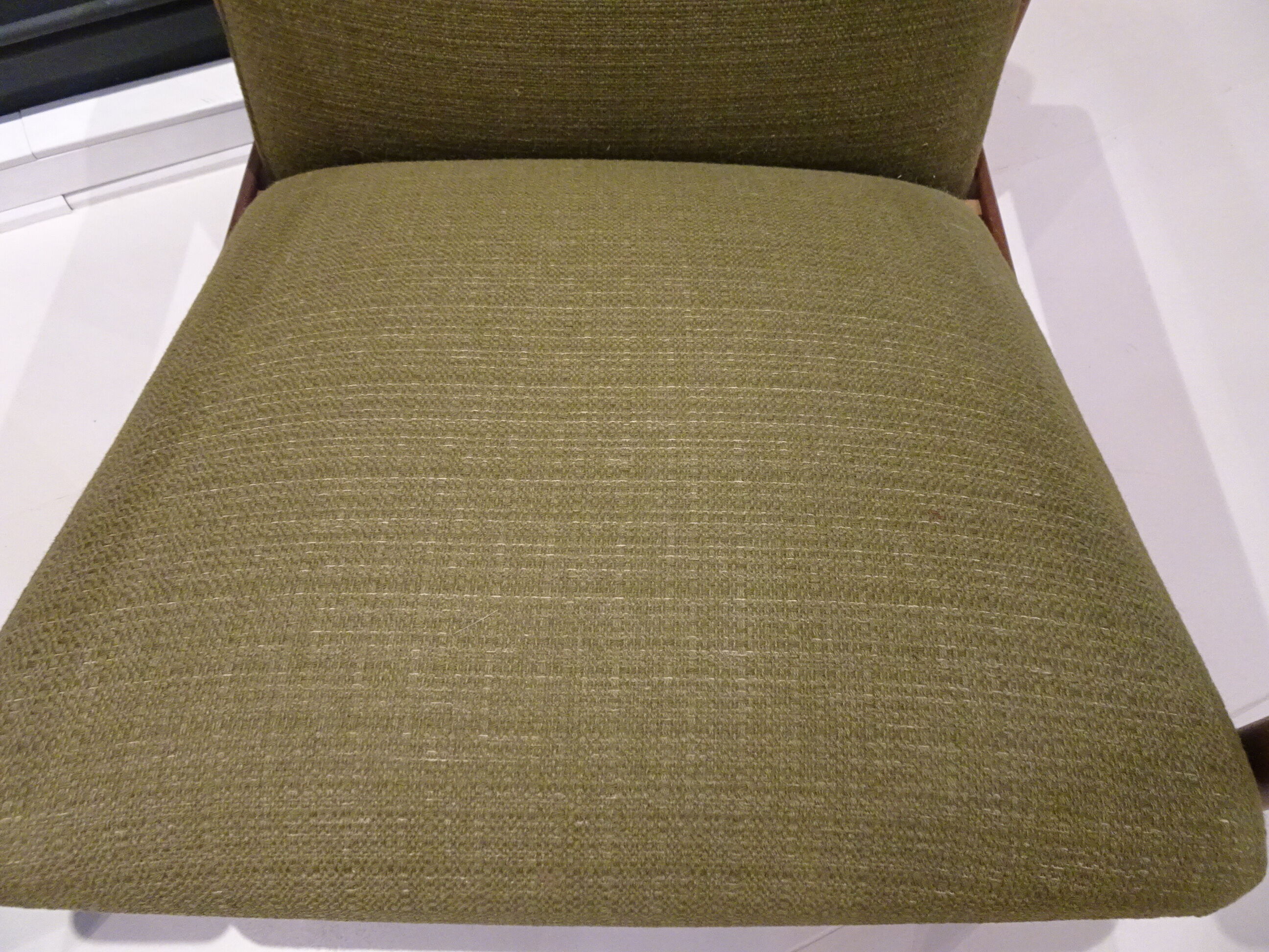Pair of scandinavian armchairs in green fabric and teak