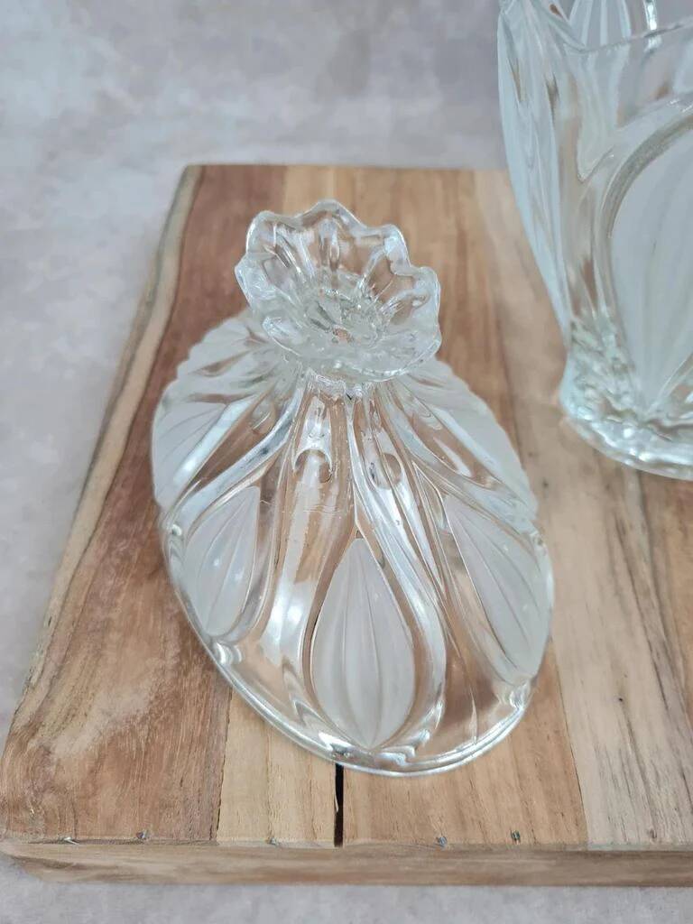 Vintage frosted glass bonbonnière – floral decoration