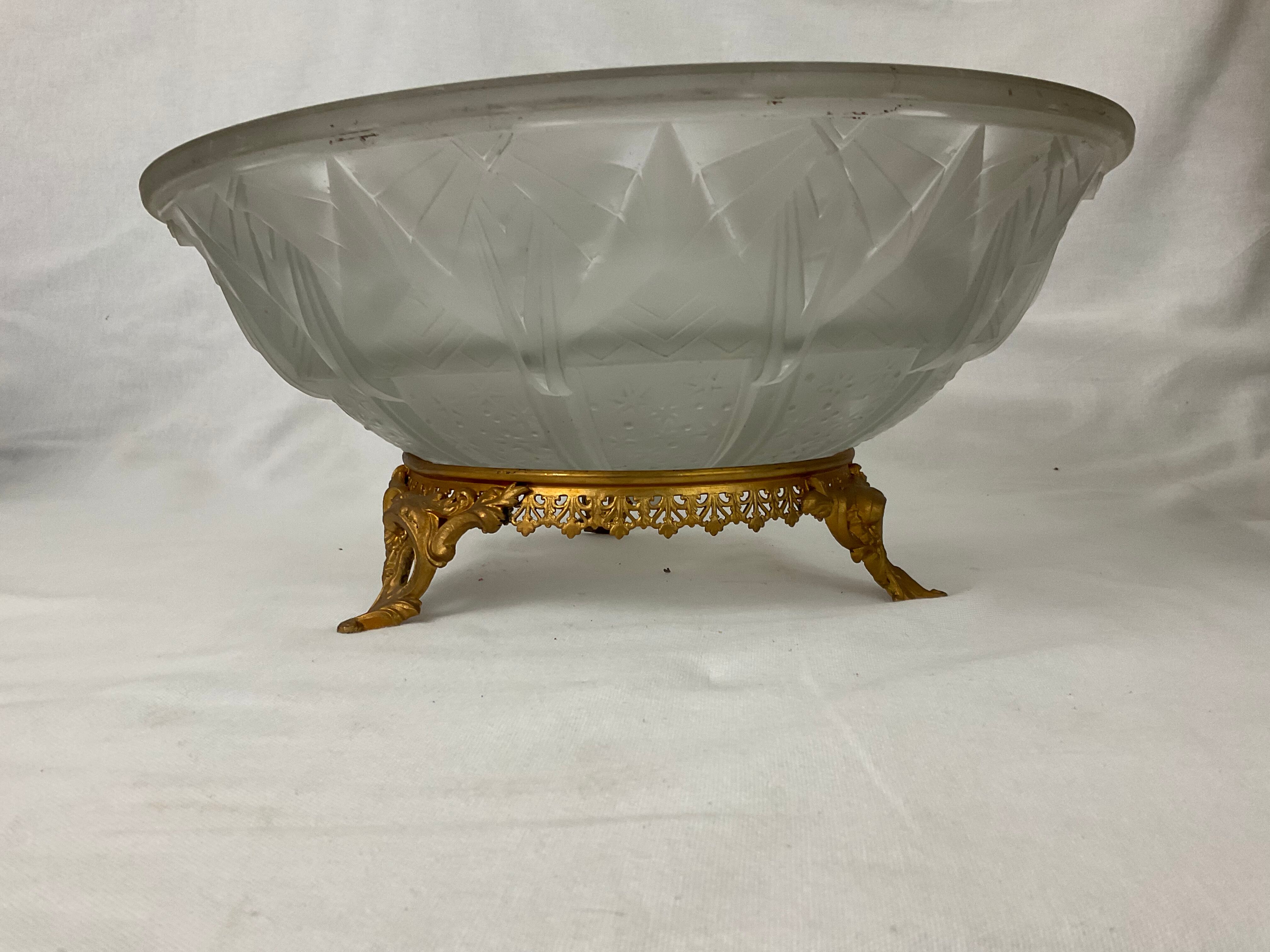 Fruit cup centerpiece in frosted glass and art nouveau art deco bronze signed Muller frères