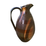 Pitcher in beauvaisis