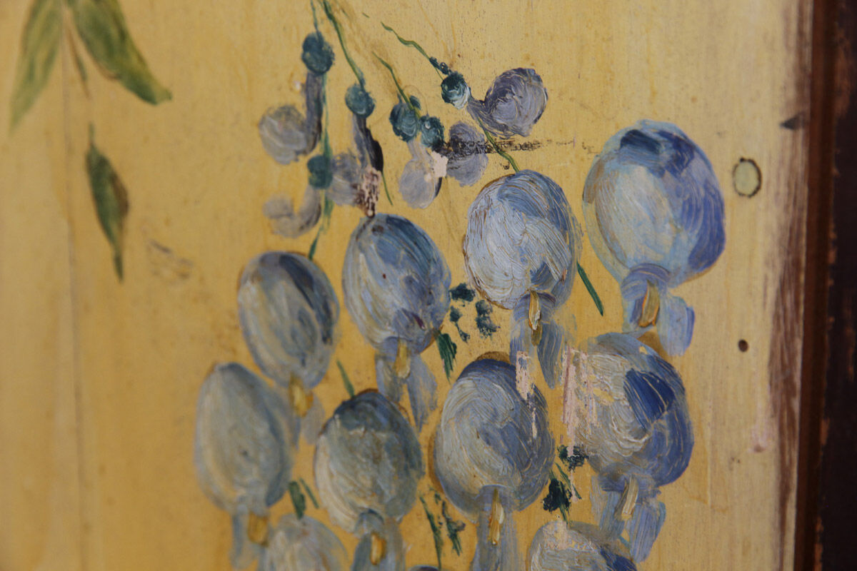 Old library 2 bodies 1900s