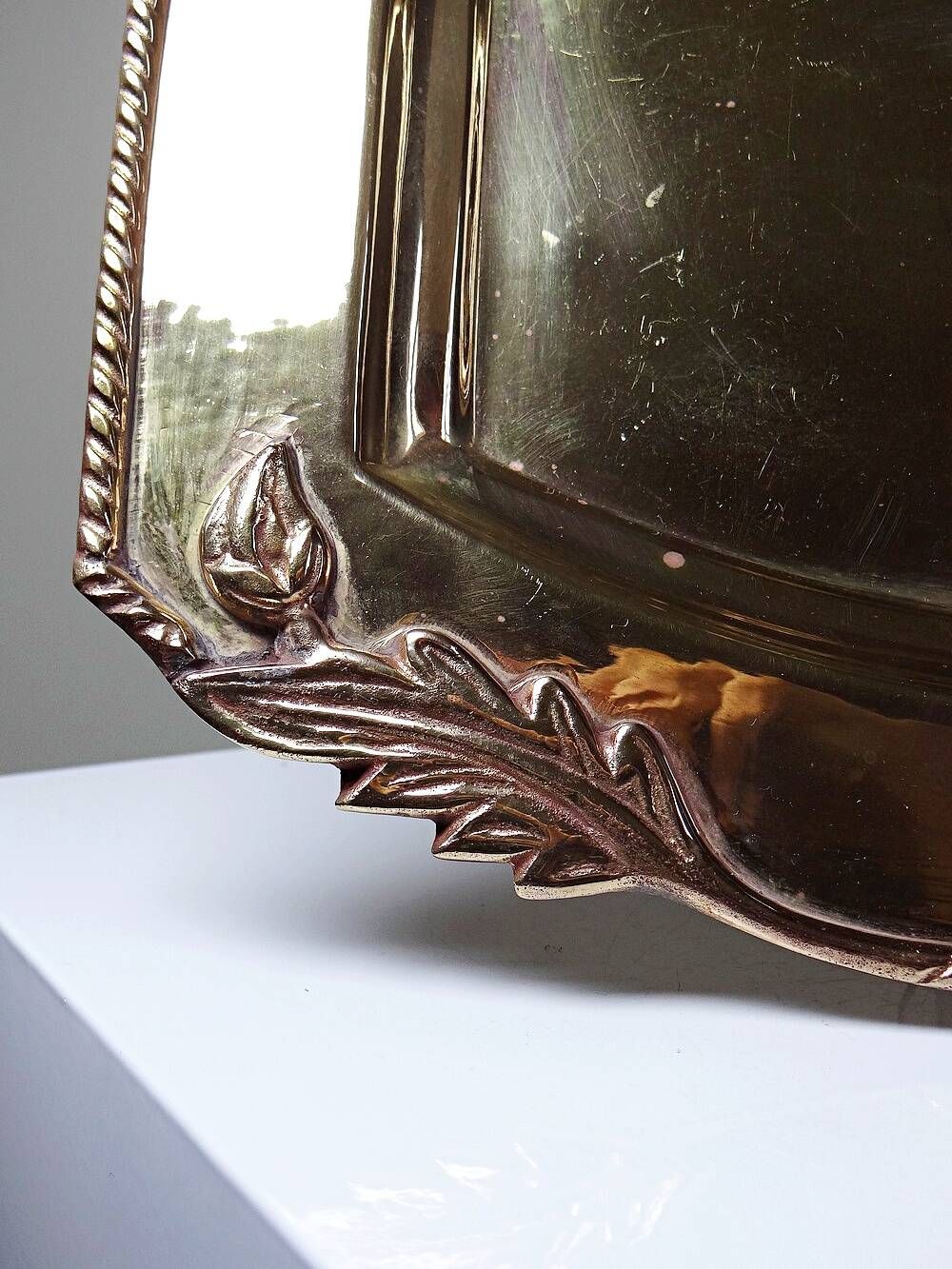 Small vintage brass tray with a floral design, Louis XVI style.