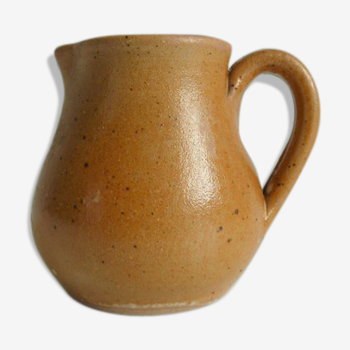 Sandstone milk pot