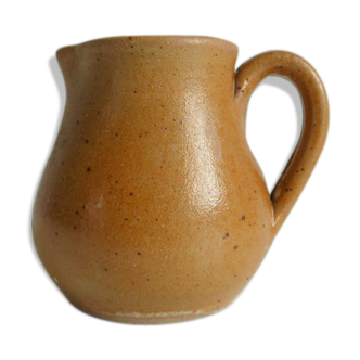 Sandstone milk pot