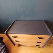 Chest of drawers