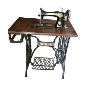 Singer sewing machine