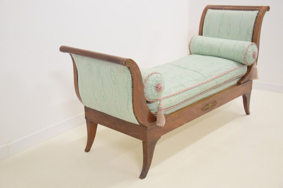 Empire-style gondola bench 19th