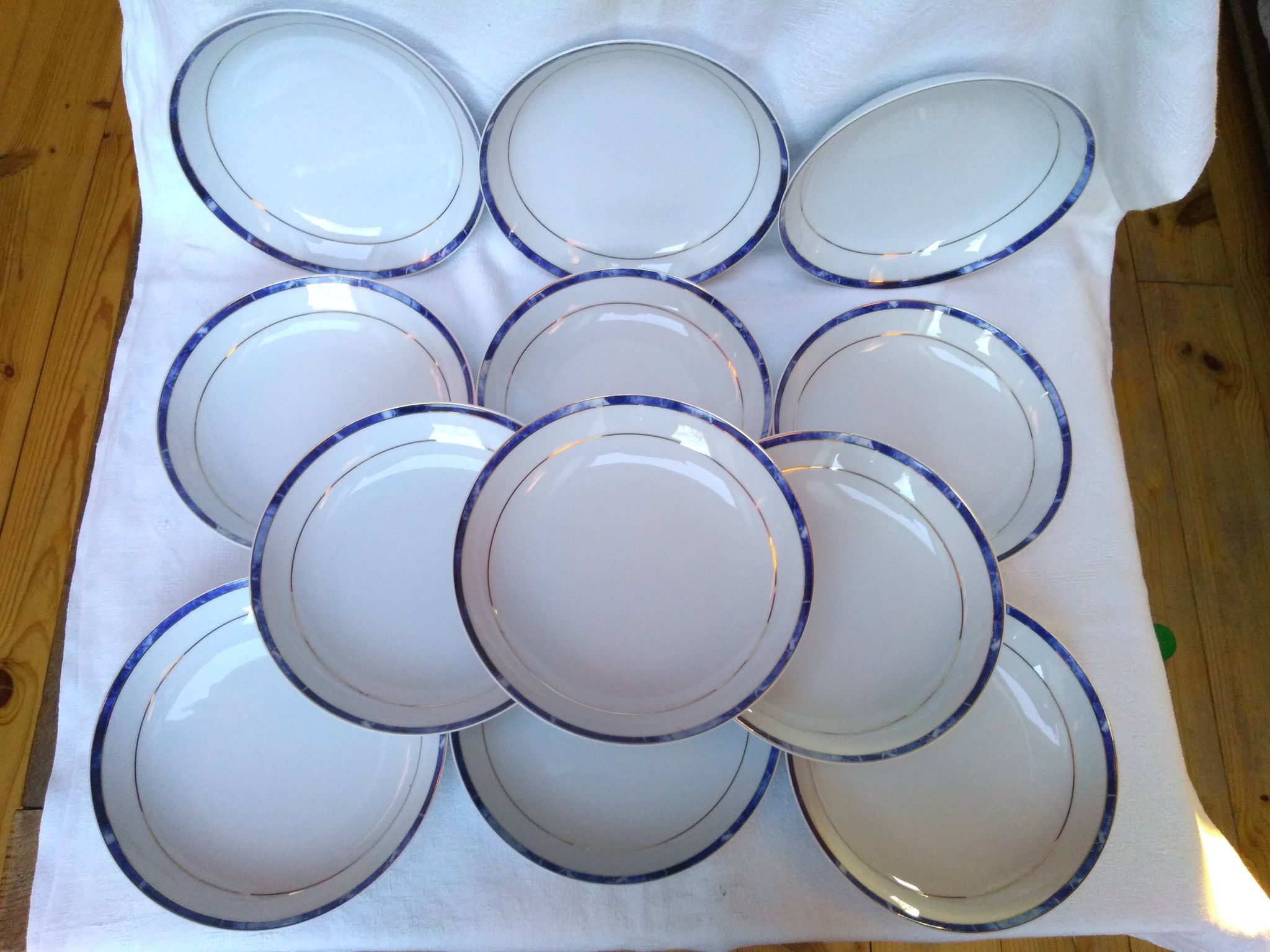 Service 12 hollow plates porcelain Vintage 80s/90s