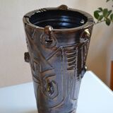 Vase sculpture from the artist residencies at the Ravel pottery workshop.