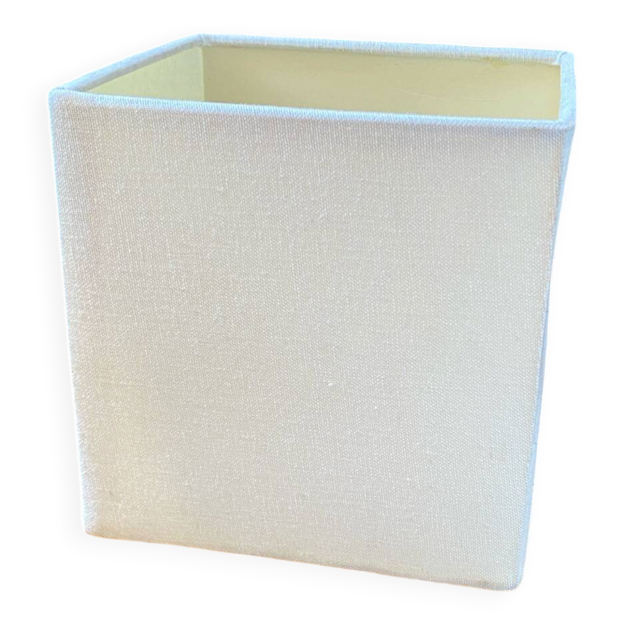 Lamp, natural weaving in water hyacinth fibre.