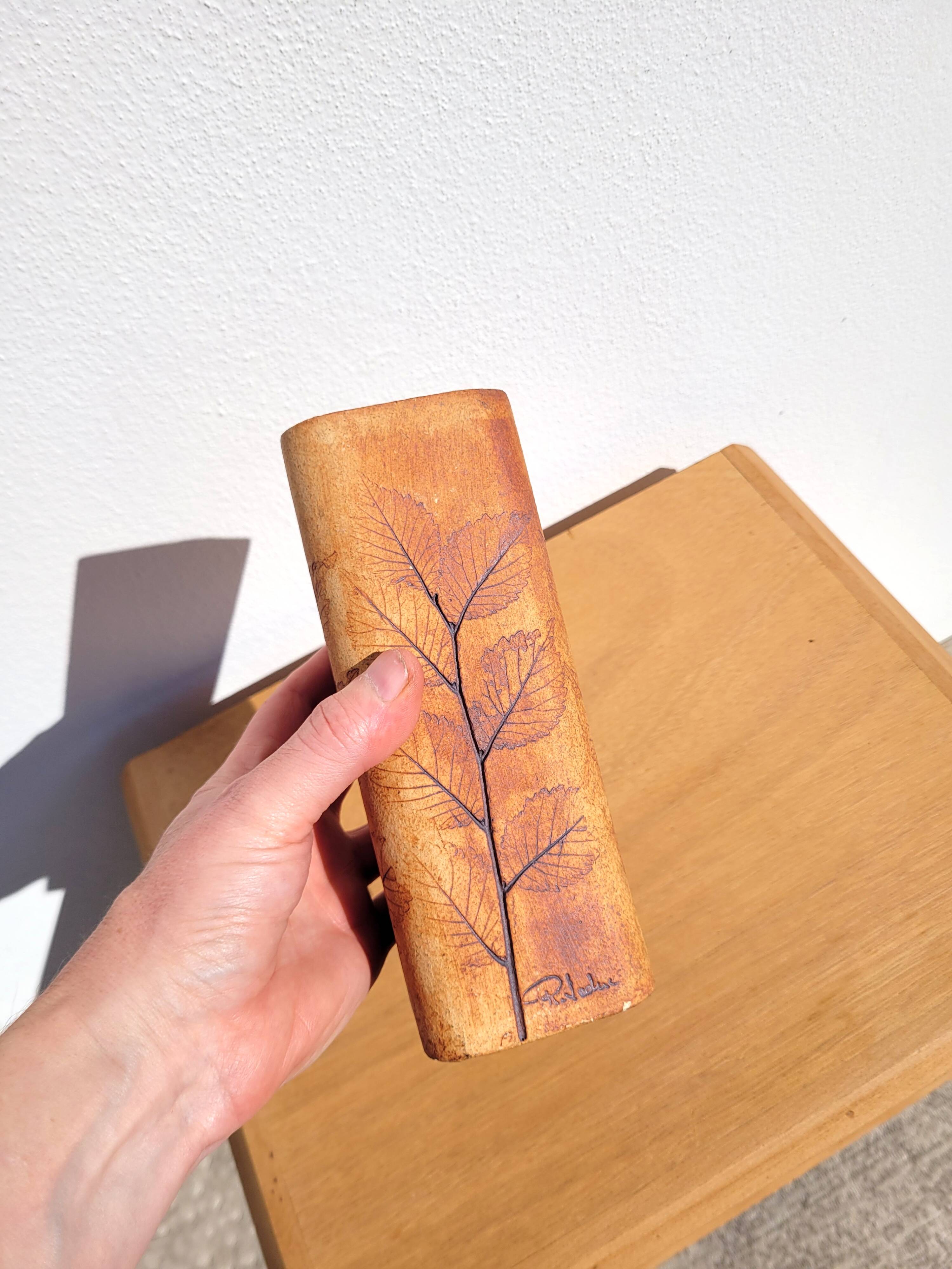Ceramic vase by Raymonde Leduc