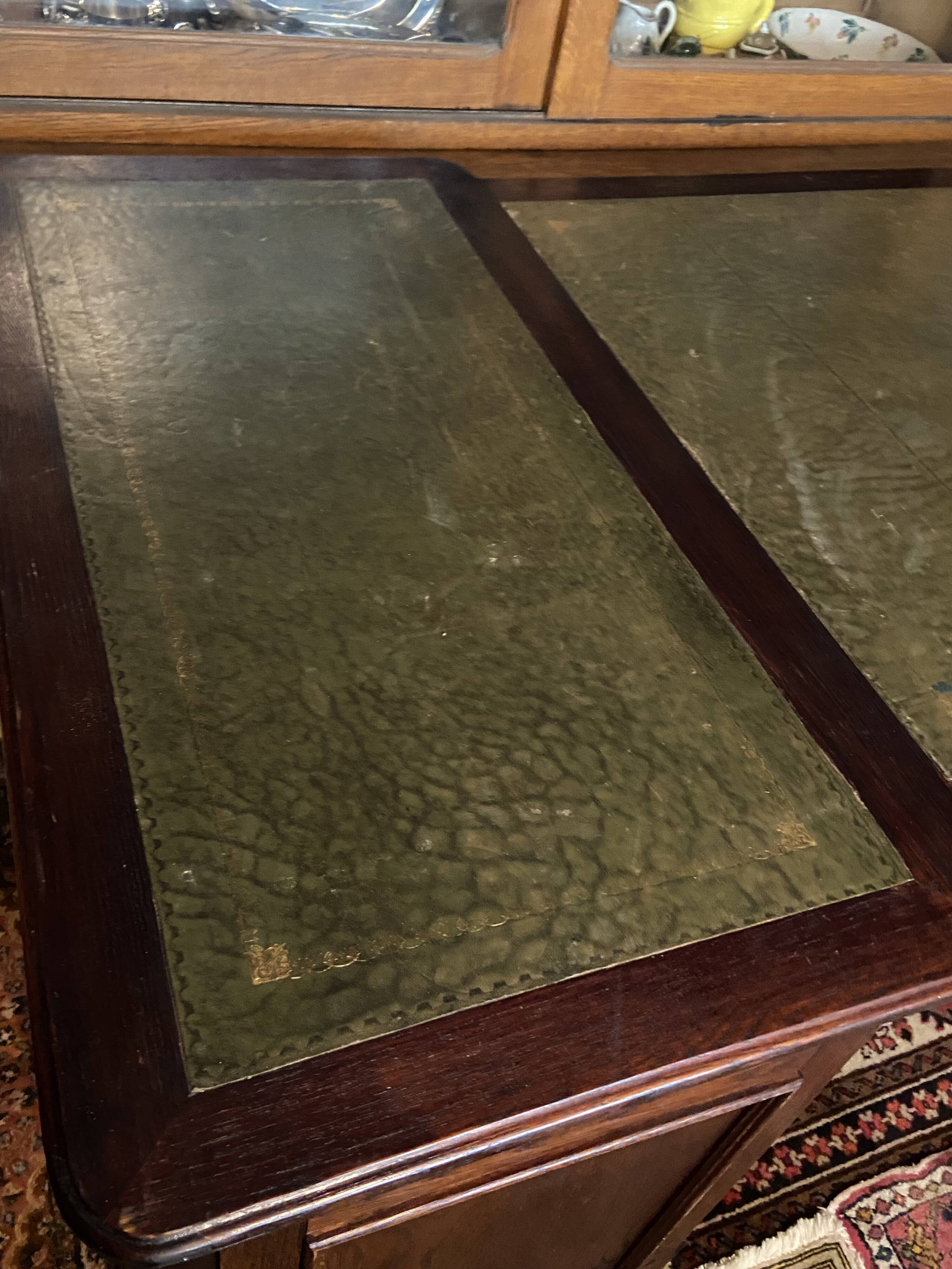 Immense oak solid wood staff desk in English style 248 x 114 cm