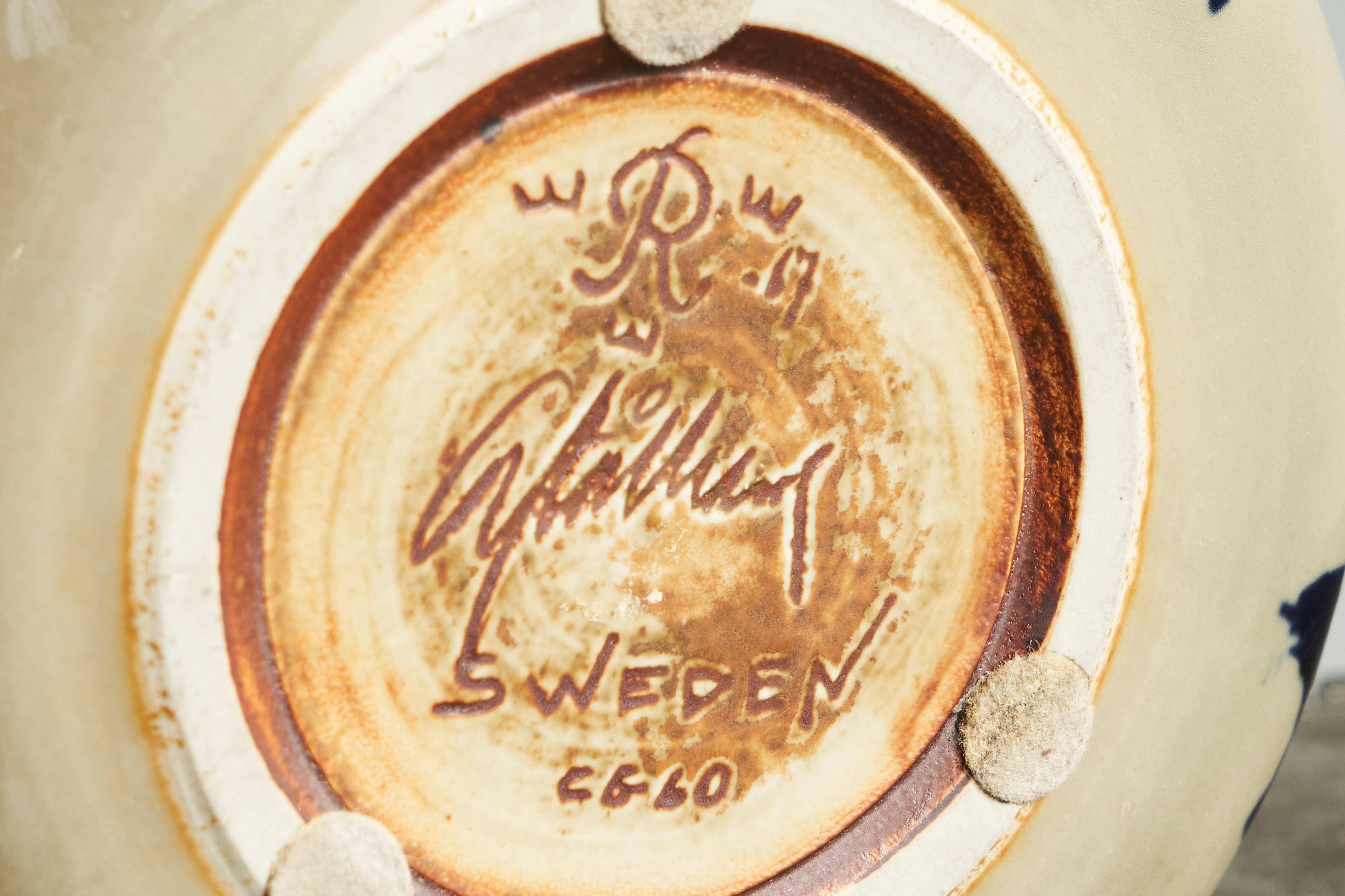 Carl-Harry Stålhane Rare coupe signed Rörstrand 1967