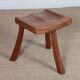 Tabouret tripode dans le goût des Ateliers de Marolles, 1960