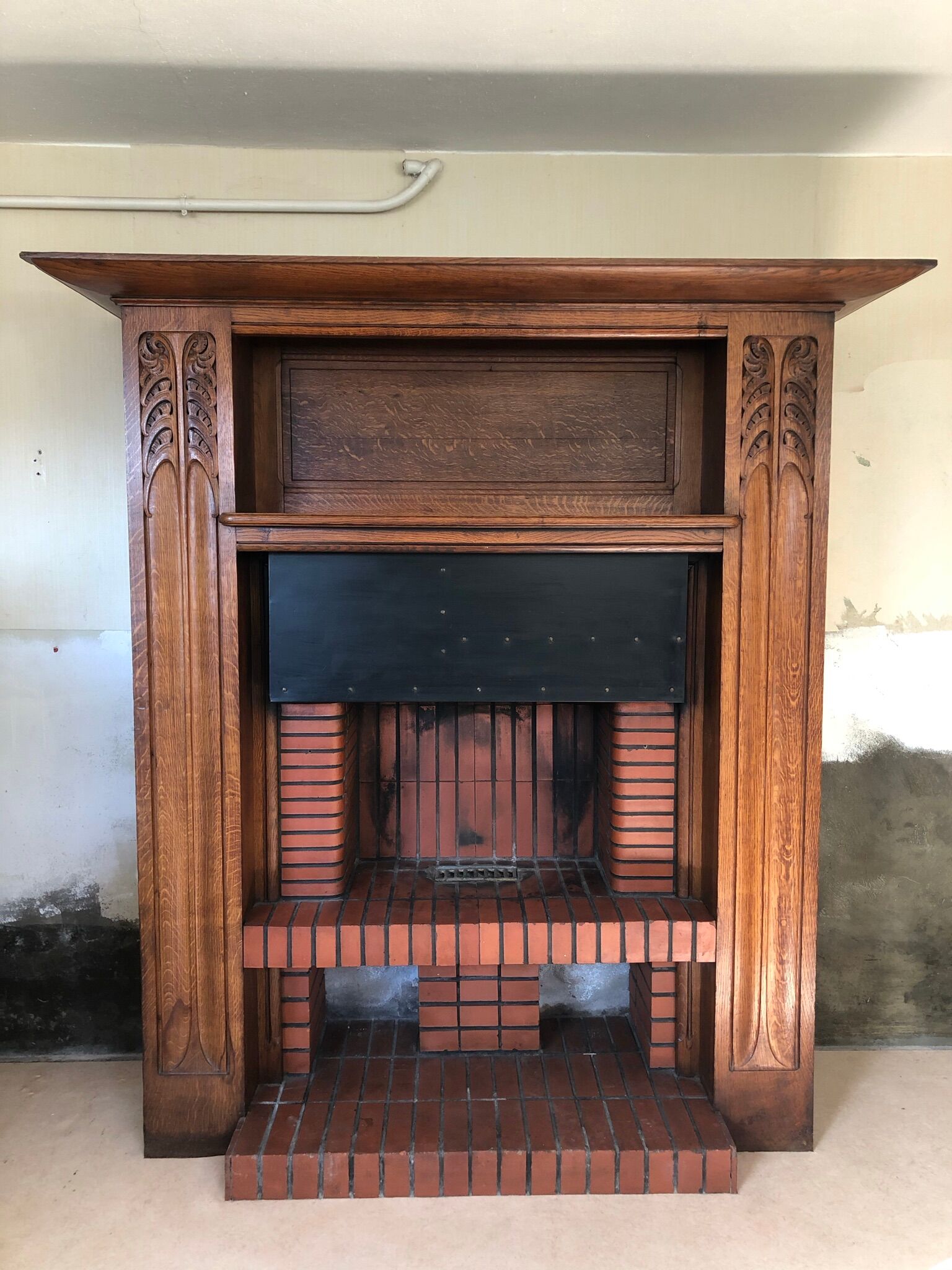 Art Nouveau woodwork bar