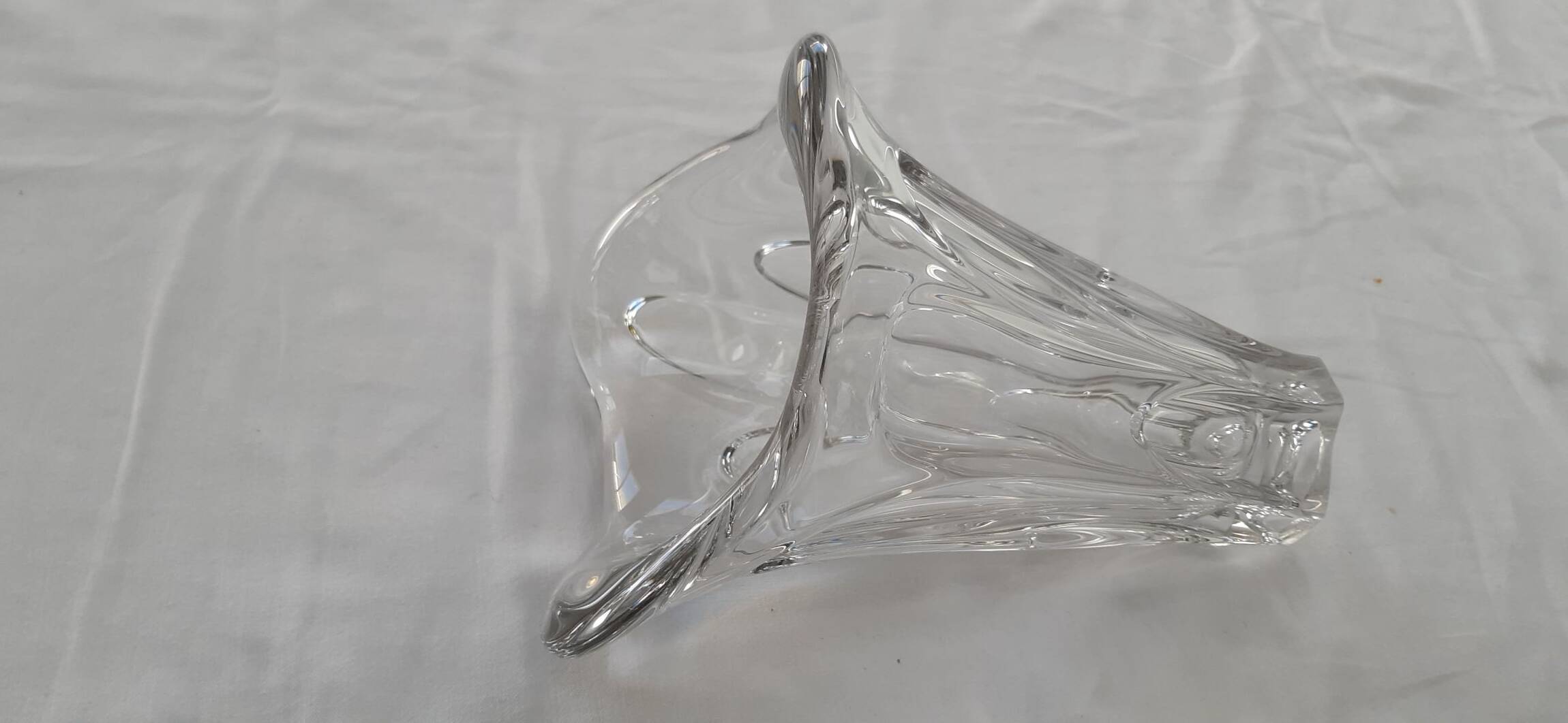 Small tulip-shaped crystal vase