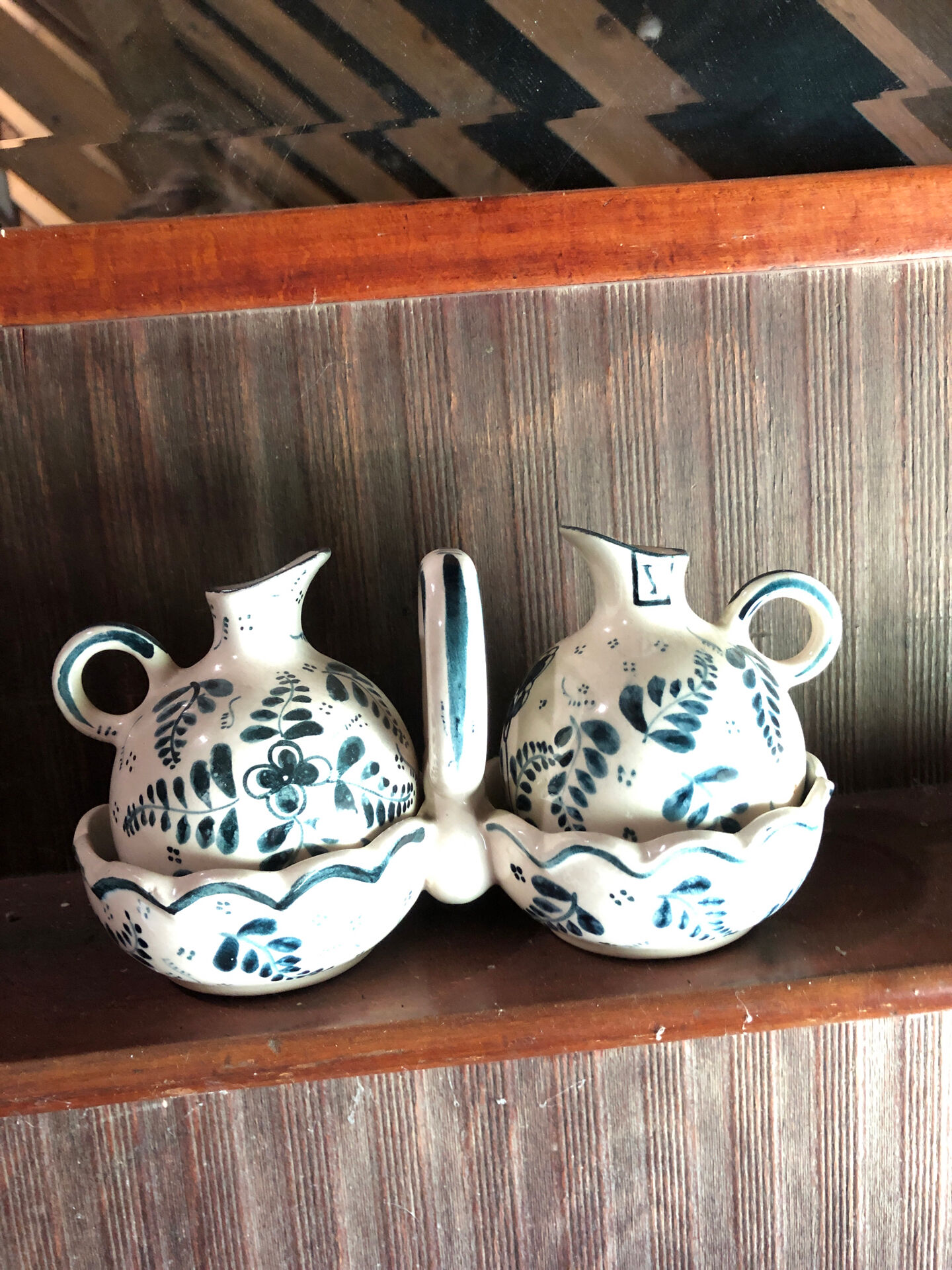 Oil and vinegar service