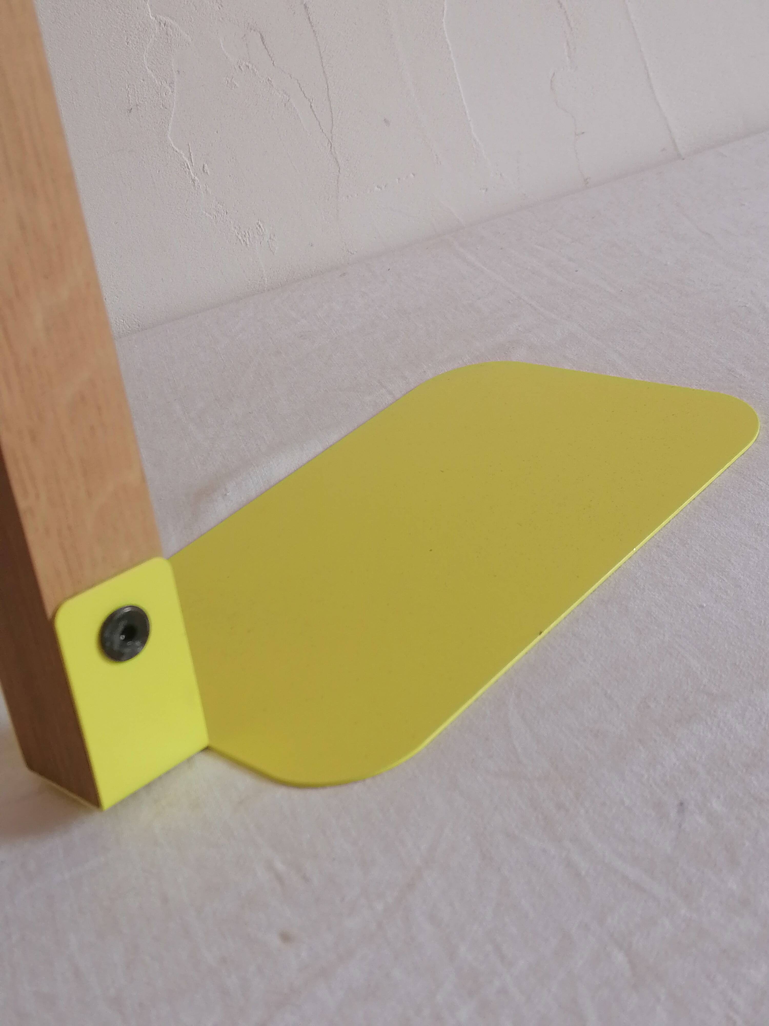 Modernist lamp in wood and metal