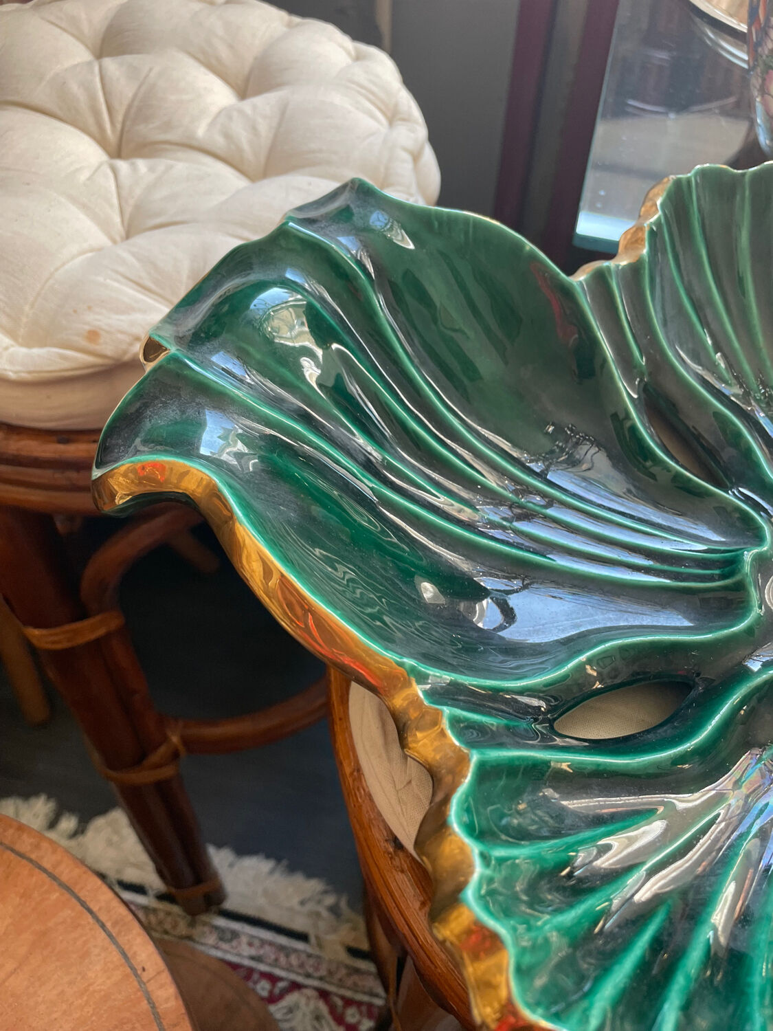 Flower glazed ceramic dish