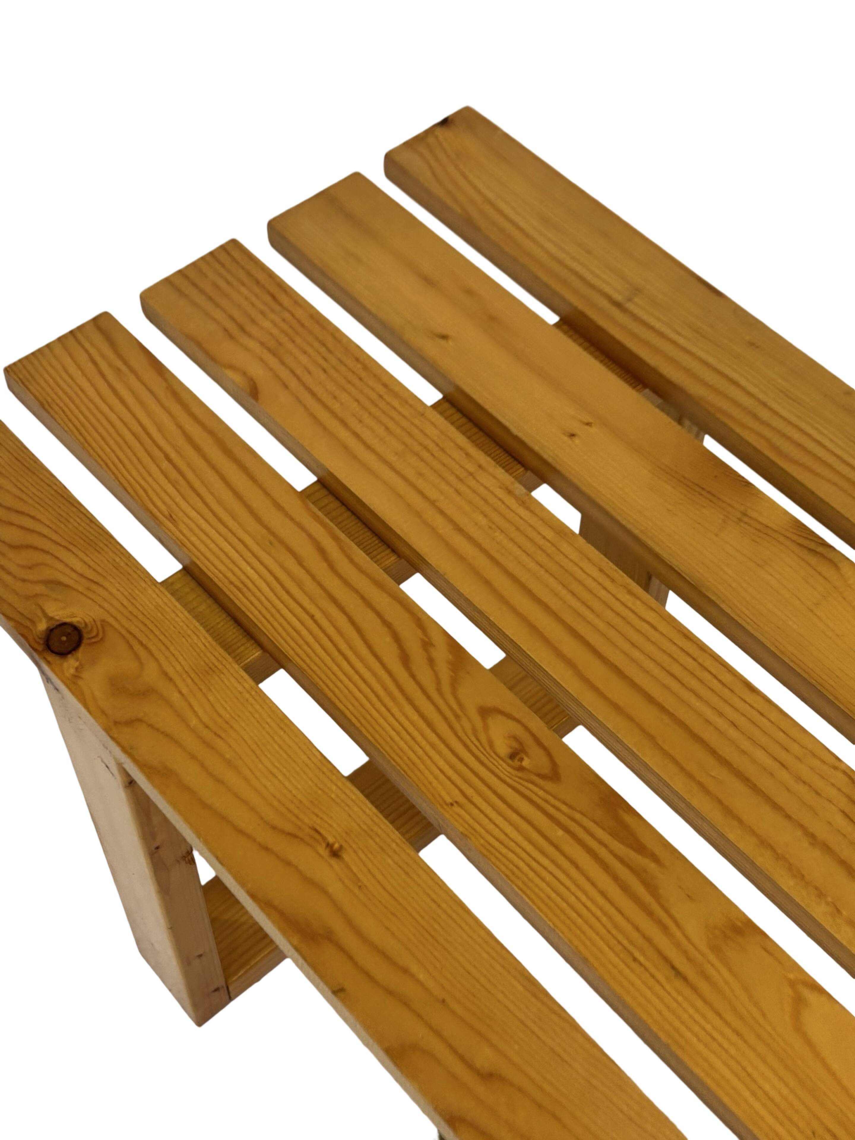 Vintage Scandinavian modern pinewood slatted bench from the 1960's