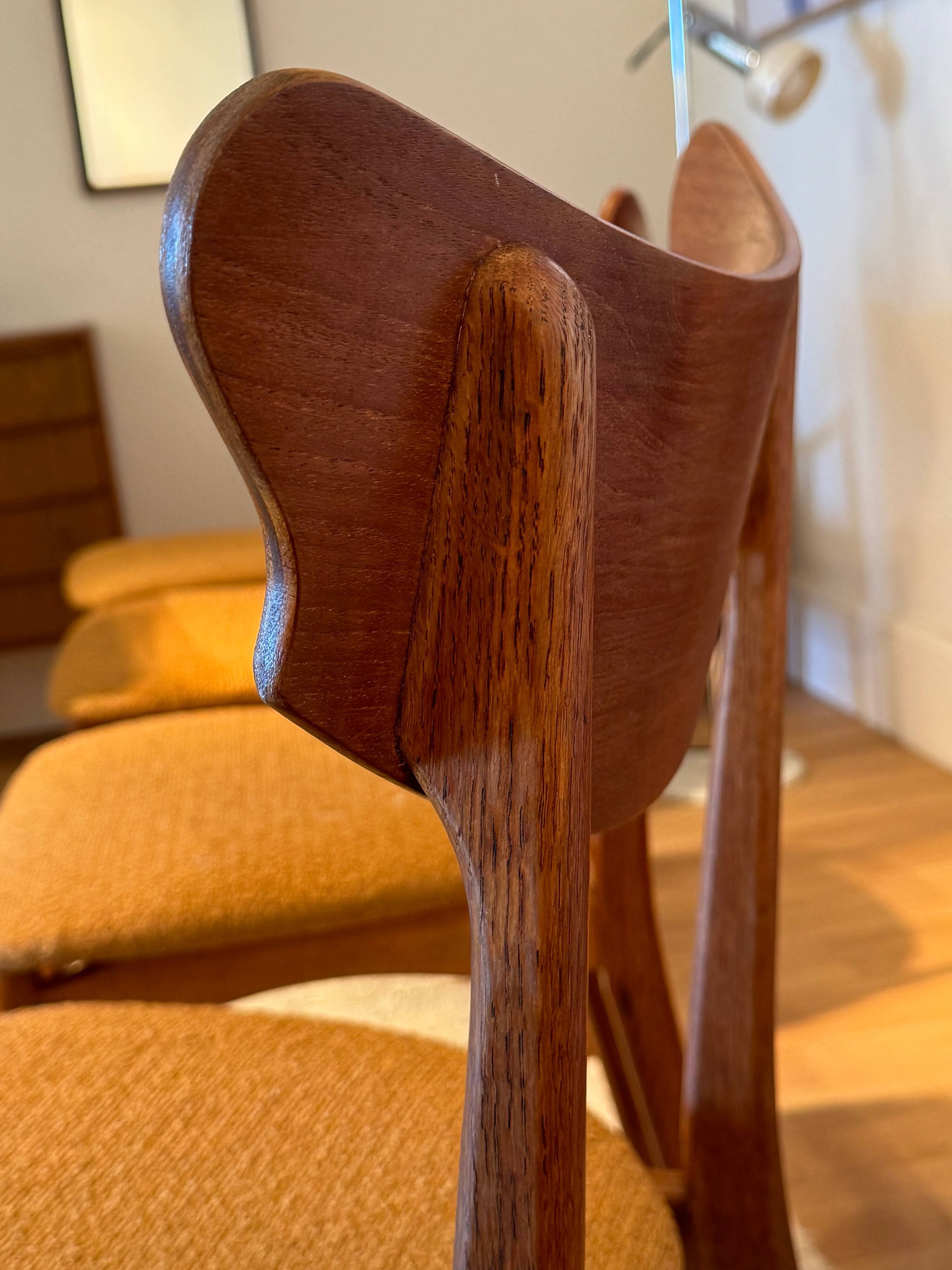 Chaise scandinave vintage « Rosa » (6 disponibles)