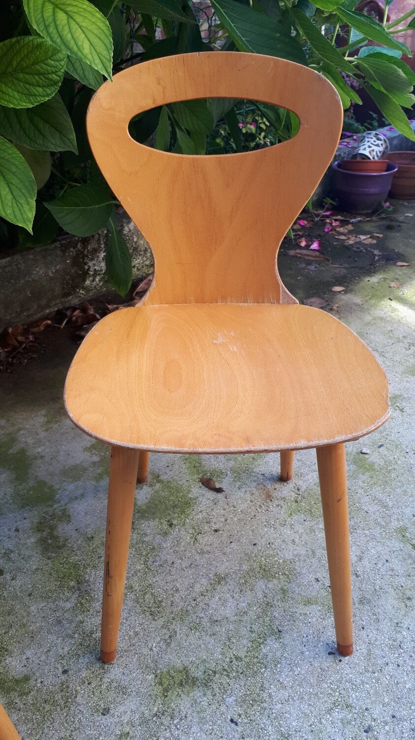 Pair of Ant chairs by Baumann