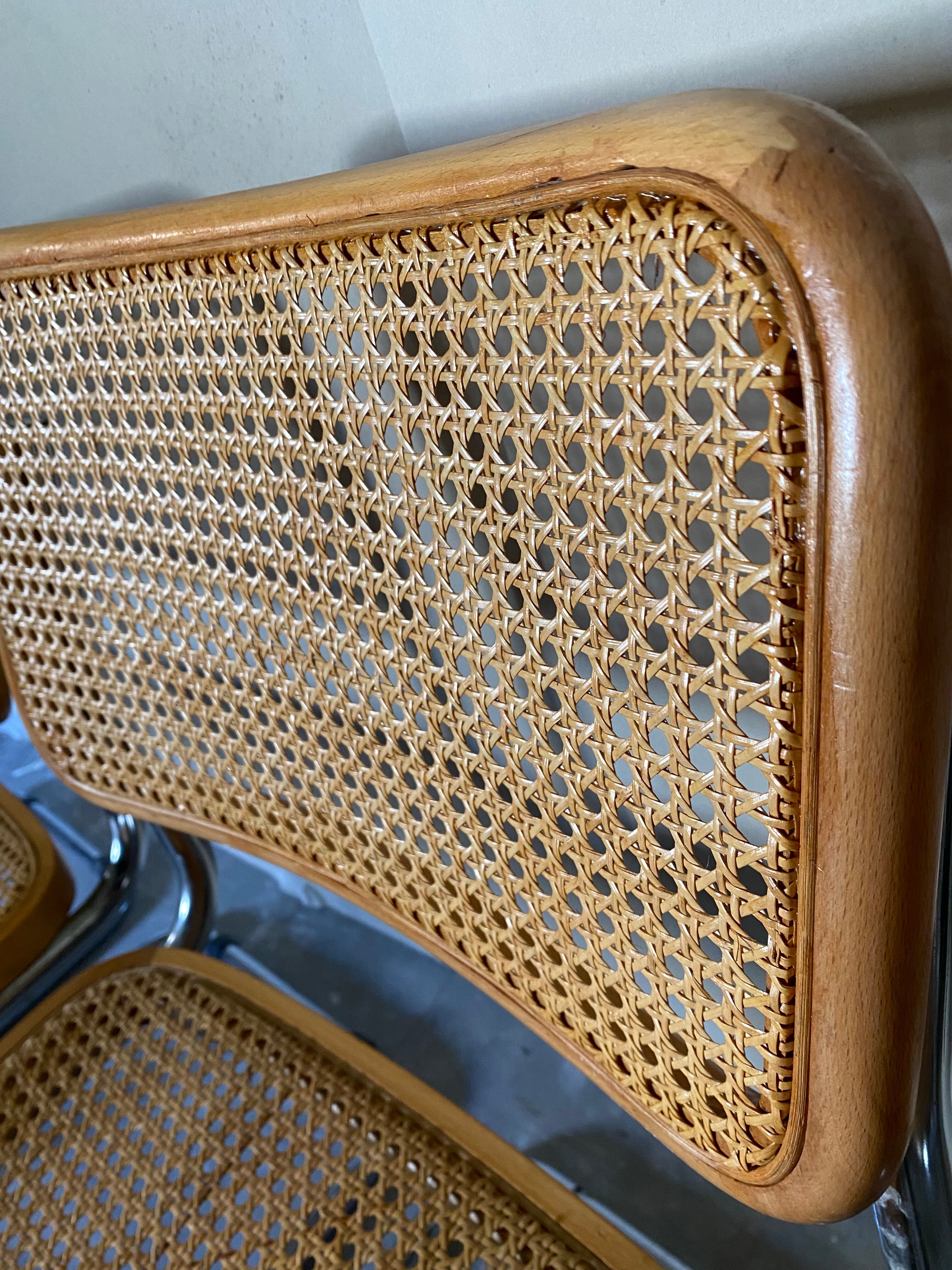 Série de quatre chaises B32 Marcel Breuer
