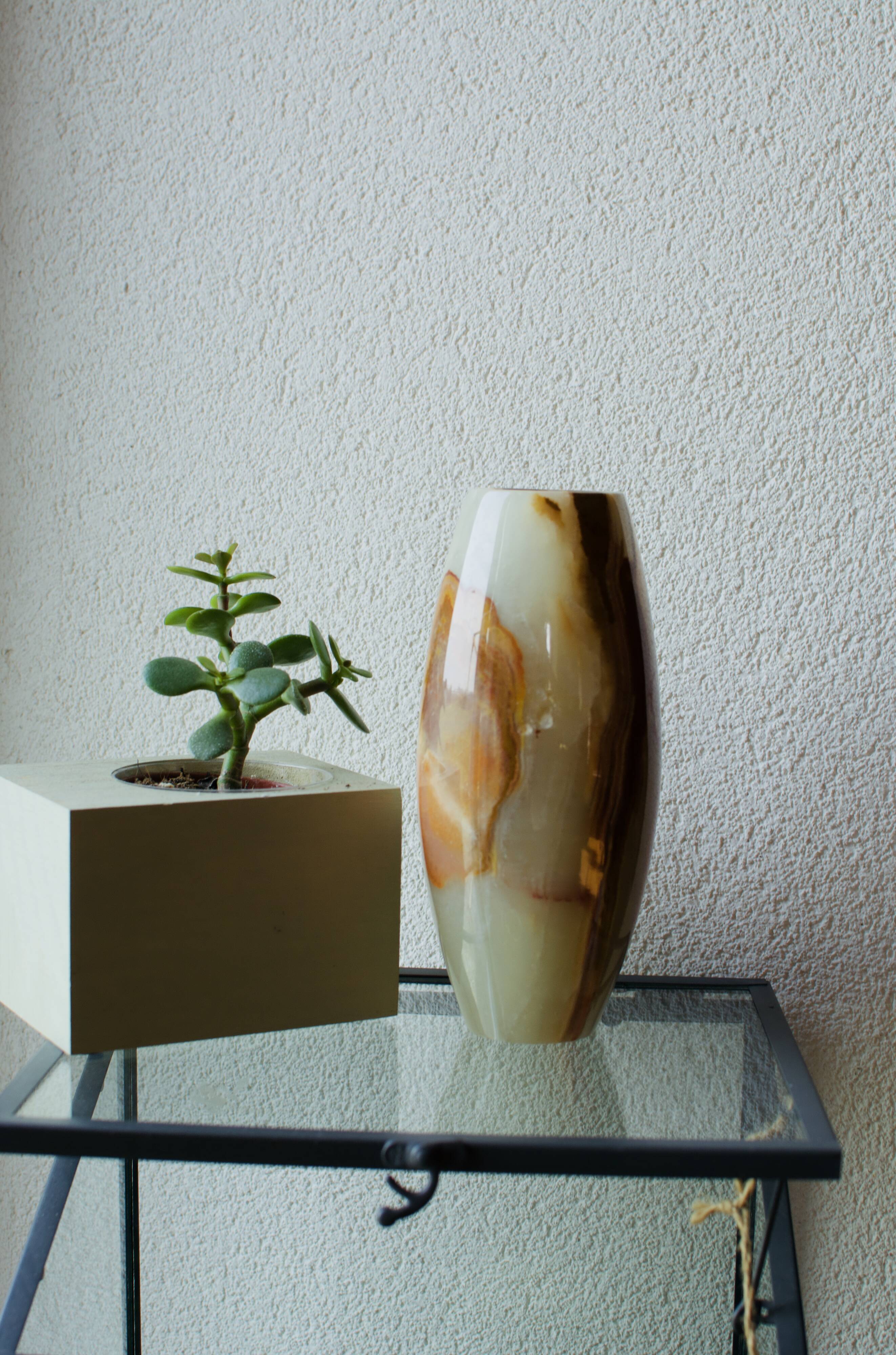 Marble vase