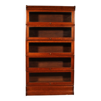 Globe Wernicke Library in oak, 5 pieces.