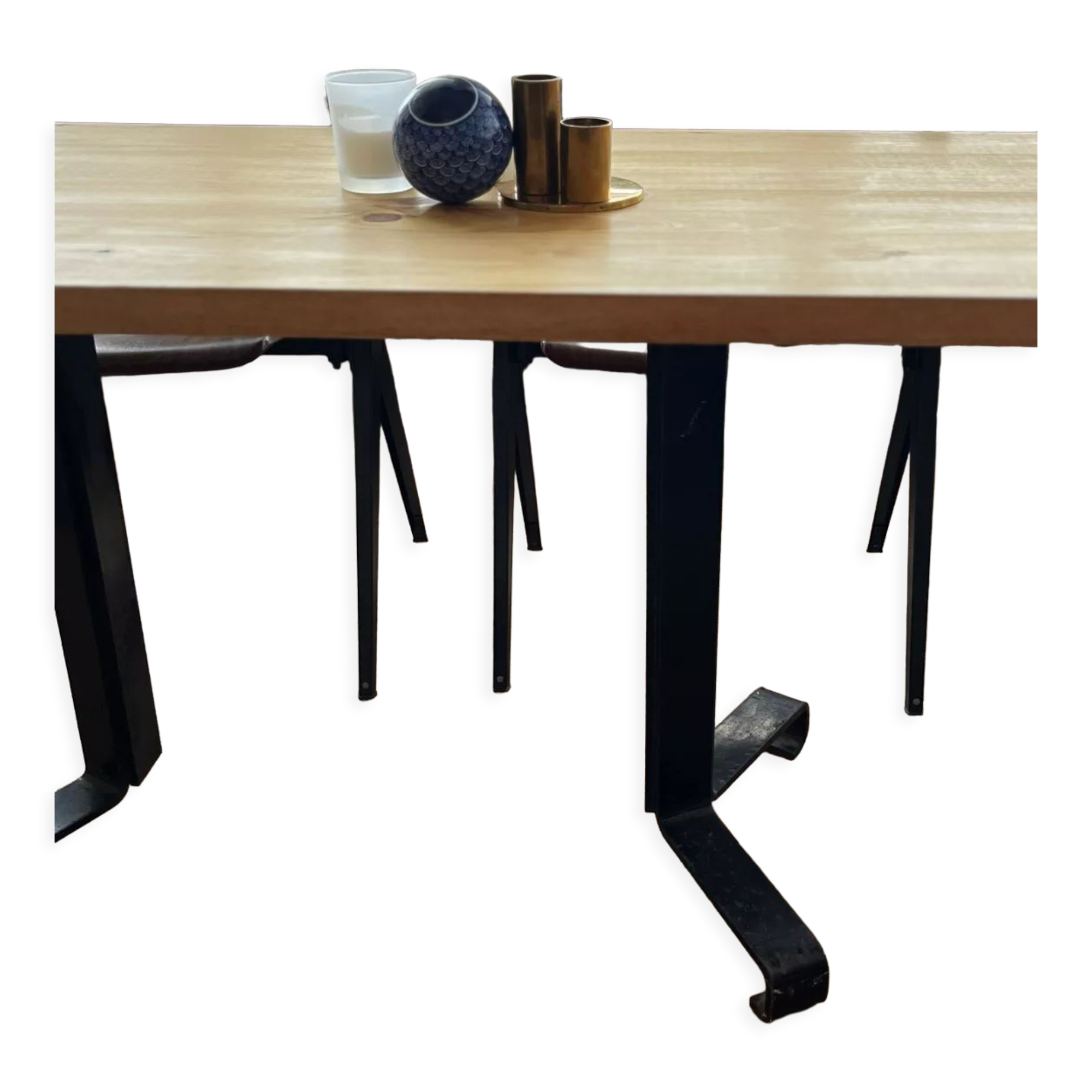 Table Charlotte Perriand